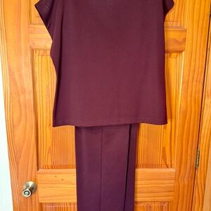 TALBOTS Burgundy XL Top and L Seamed Pants w Pockets -Pristine Condition